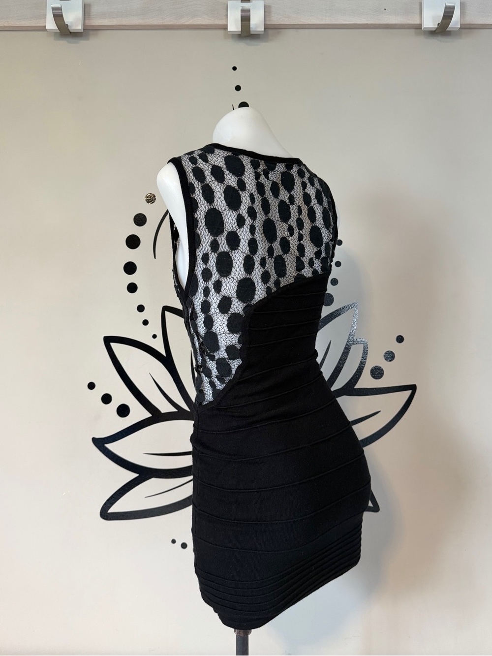 bebe black bodycon bandage dress lace detail